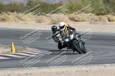 media/Nov-16-2025-Race Pace (Sun) [[8c5fa54630]]/Non Verified Riders (1st 20 Minutes)/2-Turn 10 (1010am)/